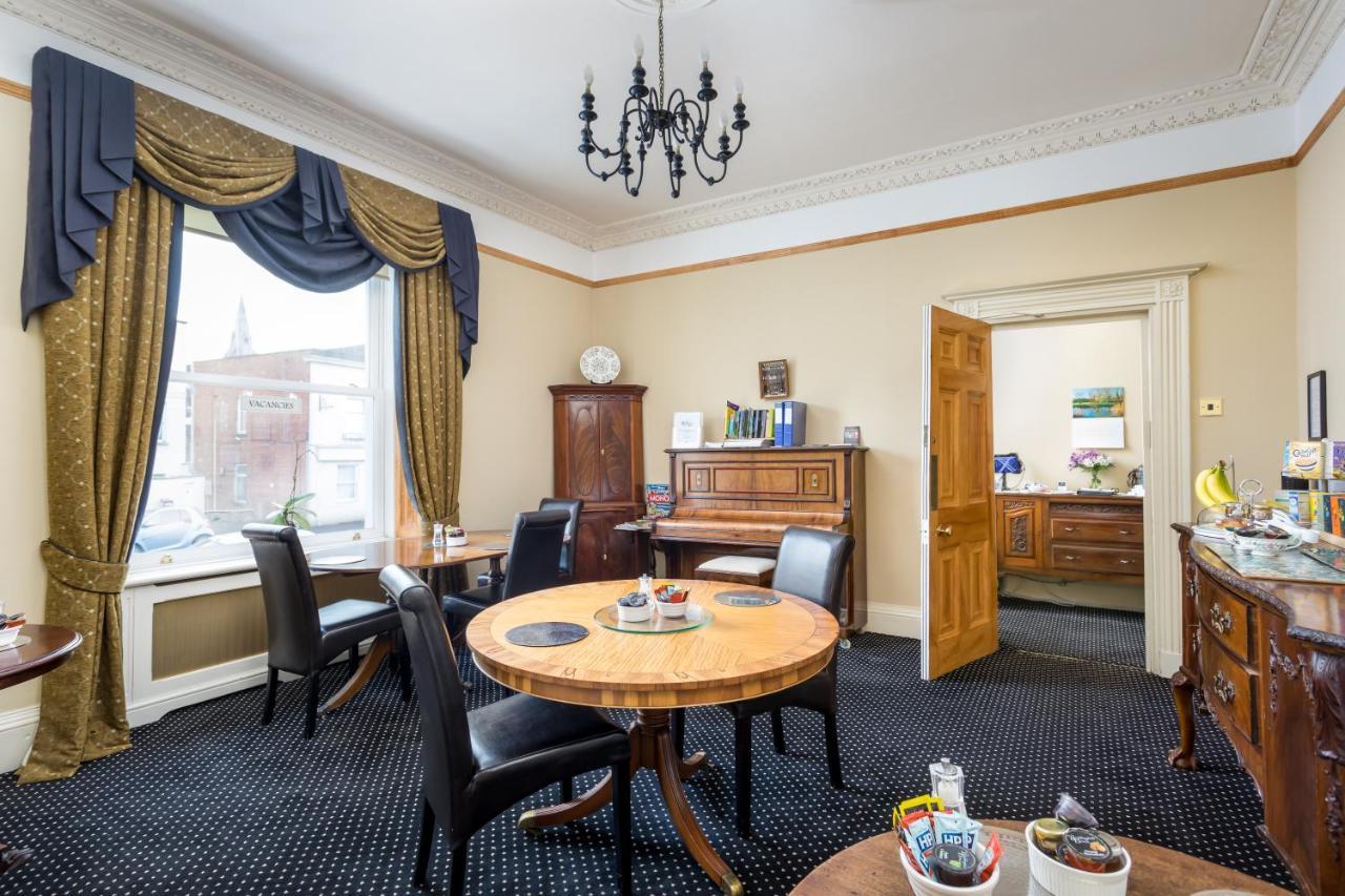 Crossways Guest House Cheltenham Esterno foto