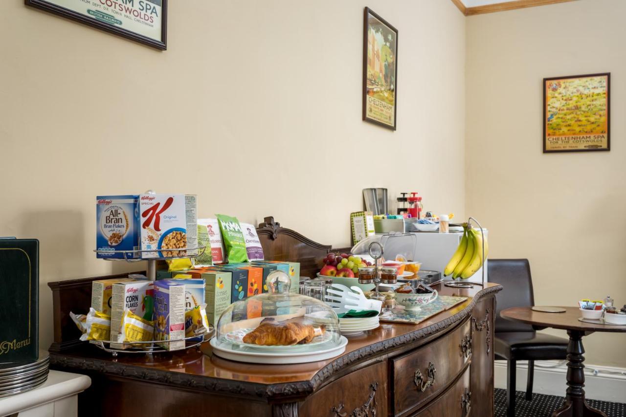 Crossways Guest House Cheltenham Esterno foto