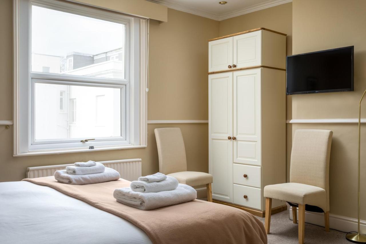 Crossways Guest House Cheltenham Esterno foto