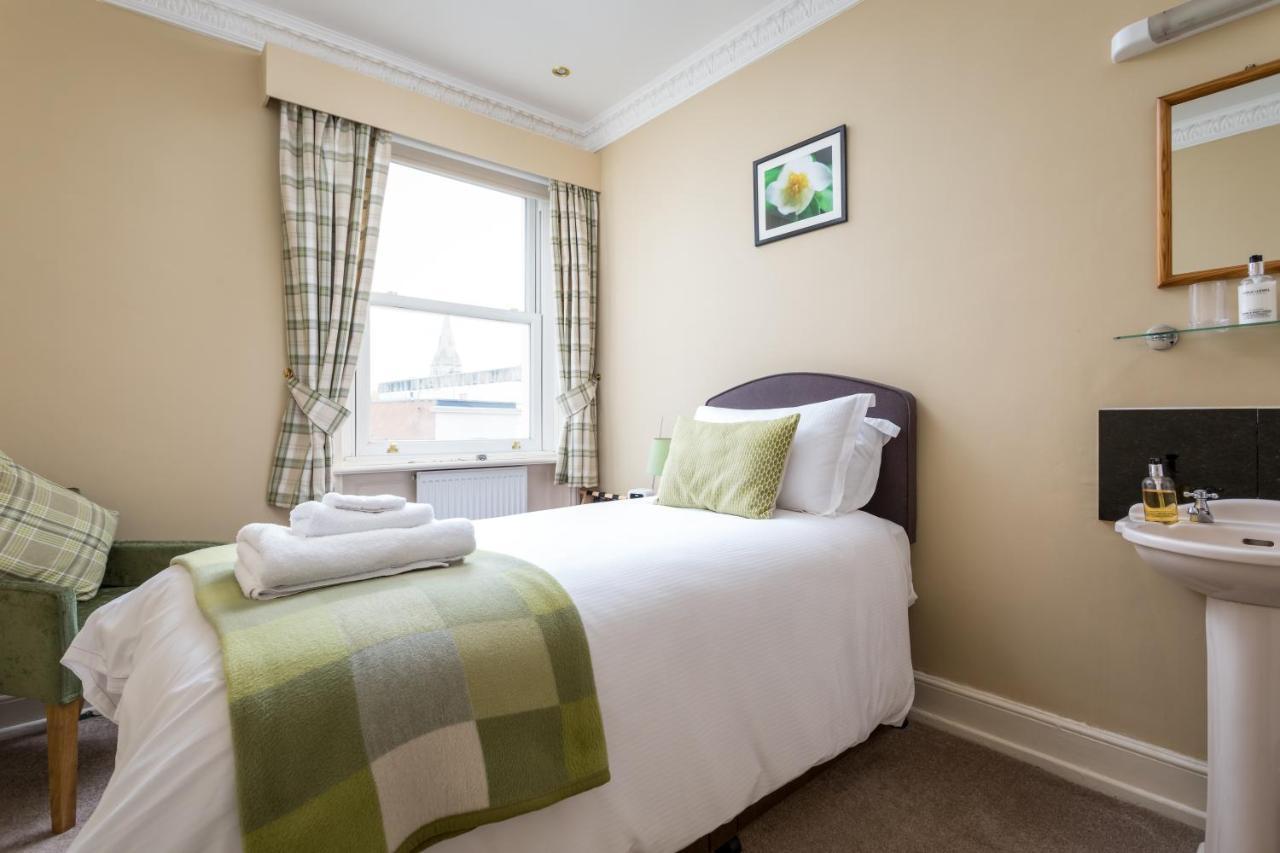 Crossways Guest House Cheltenham Esterno foto